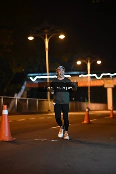 Runner Photo 1504368