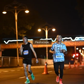 Runner Photo 1504387