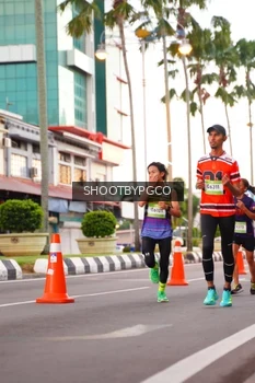 Runner Photo 1504434