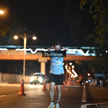 Runner Photo 1504442