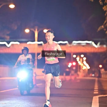 Runner Photo 1504489