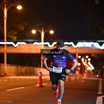 Runner Photo 1504502