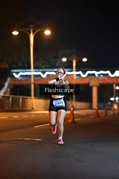 Runner Photo 1504570