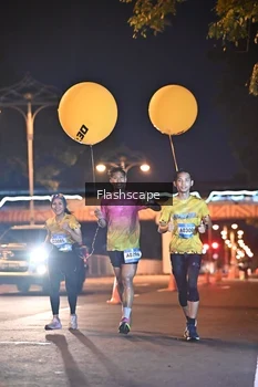 Runner Photo 1504650