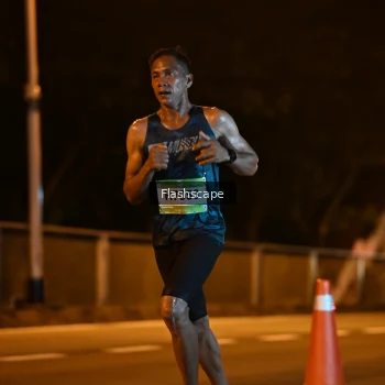 Runner Photo 1504700