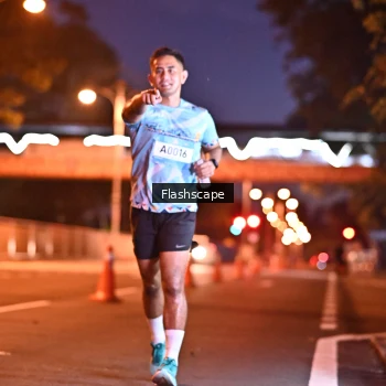 Runner Photo 1504908