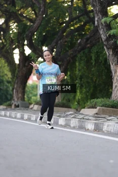 Runner Photo 1504910