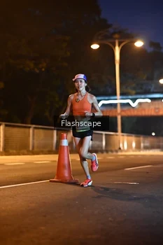 Runner Photo 1504935