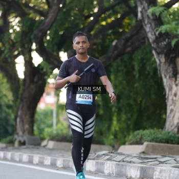 Runner Photo 1504974