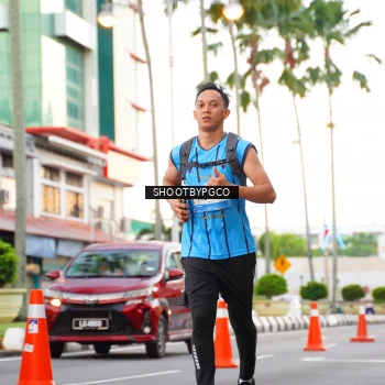 Runner Photo 1504987