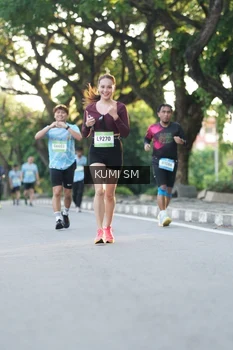Runner Photo 1505379