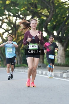 Runner Photo 1505396