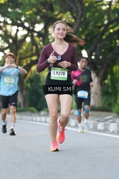 Runner Photo 1505400