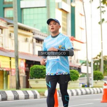 Runner Photo 1505597