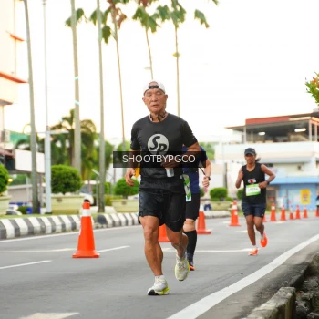 Runner Photo 1505651