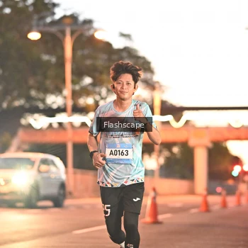 Runner Photo 1505712