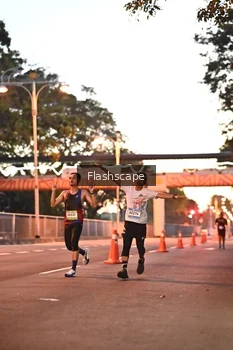 Runner Photo 1505735
