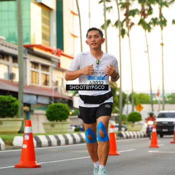 Runner Photo 1505790