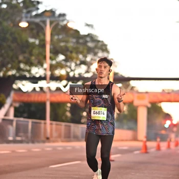 Runner Photo 1505812