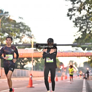 Runner Photo 1505911