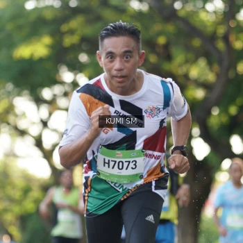 Runner Photo 1506066