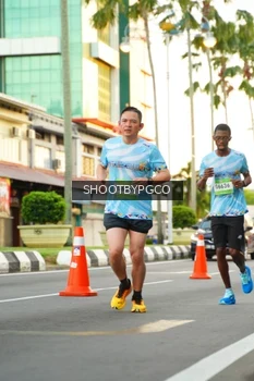Runner Photo 1506260