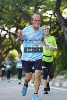 Runner Photo 1506303