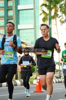 Runner Photo 1506394