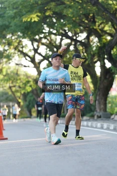 Runner Photo 1506405