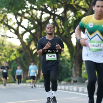 Runner Photo 1506470