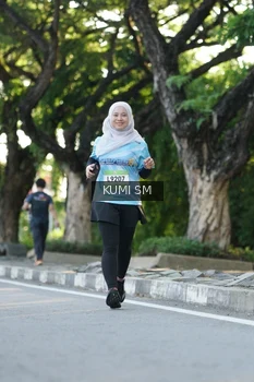 Runner Photo 1506707