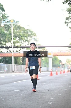 Runner Photo 1506710