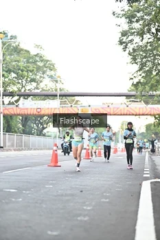 Runner Photo 1506716