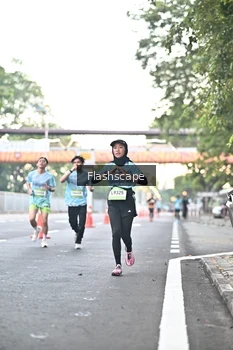 Runner Photo 1506732