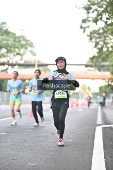 Runner Photo 1506740