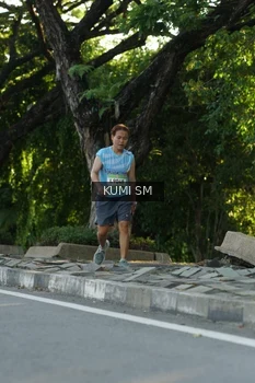 Runner Photo 1506792