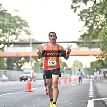 Runner Photo 1506887