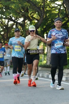 Runner Photo 1506975