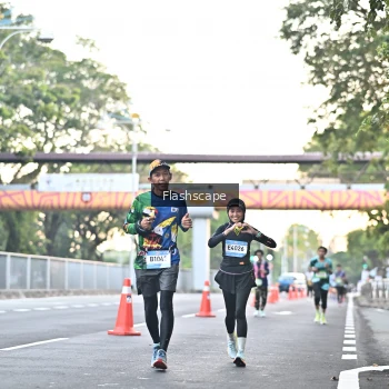 Runner Photo 1507112