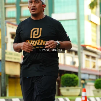 Runner Photo 1507291