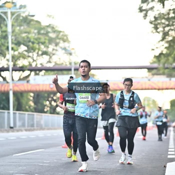 Runner Photo 1507292