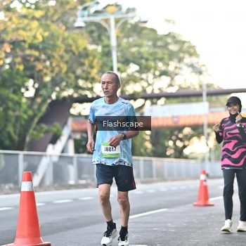 Runner Photo 1507645