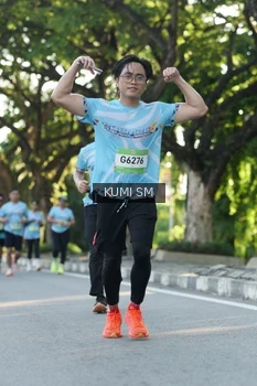 Runner Photo 1507671