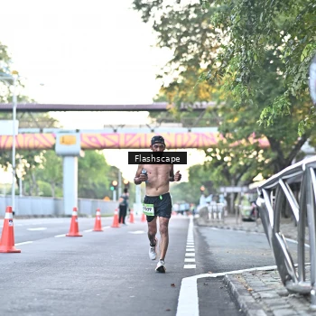Runner Photo 1507690