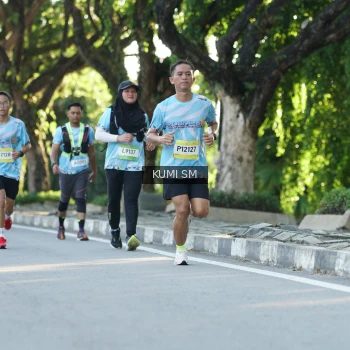 Runner Photo 1507915