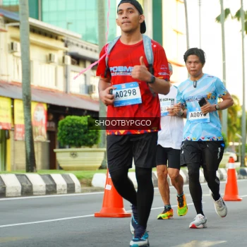 Runner Photo 1508019