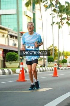 Runner Photo 1508373