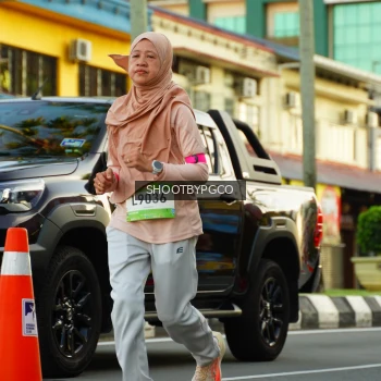 Runner Photo 1508834