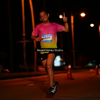 Runner Photo 1508916