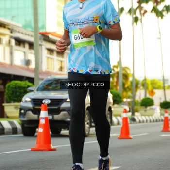 Runner Photo 1509172